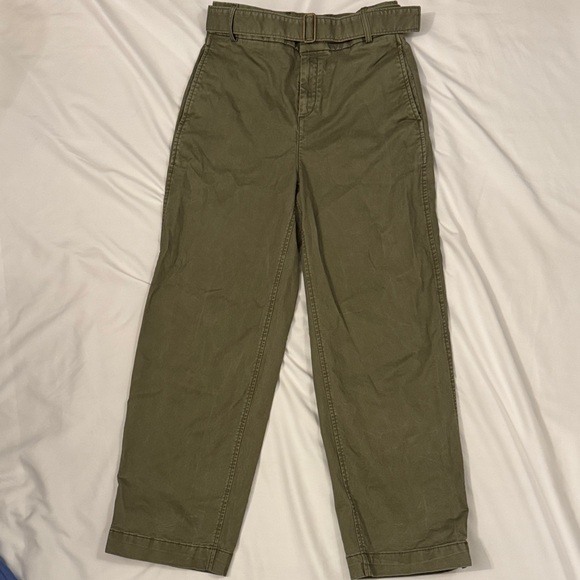 Banana Republic Authentic Chino Olive Green Pants - Picture 2 of 4